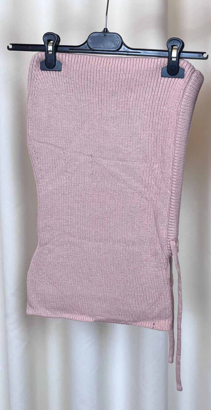 Strikket balaclava med snøre rosa LikeLondon
