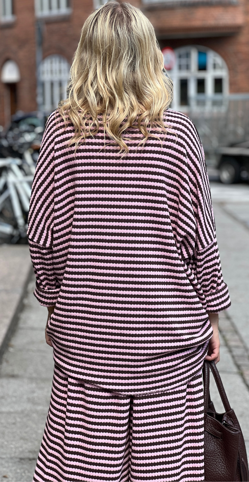 Mira strikket sæt i 2 dele rosa/brun LikeLondon