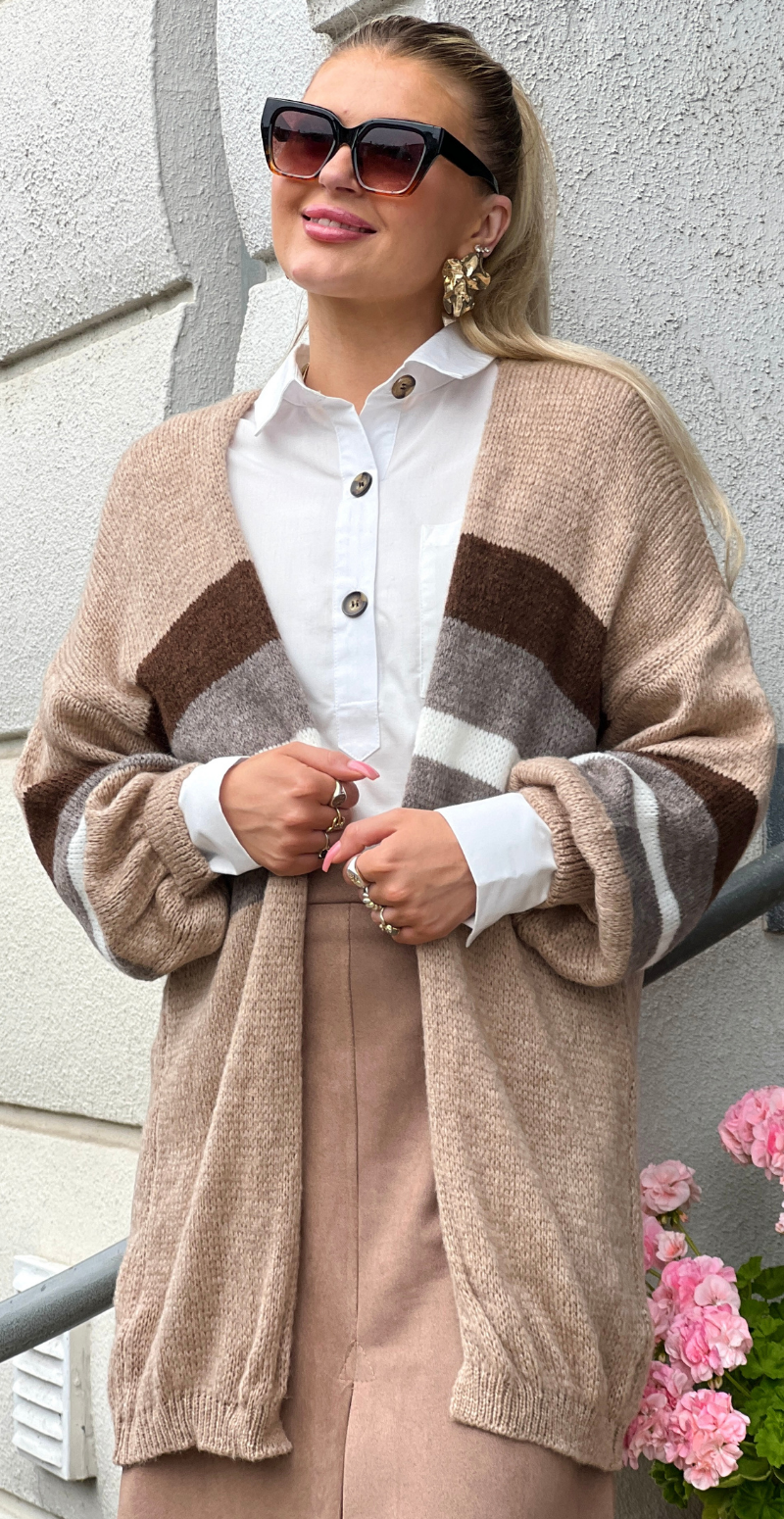 Regitze cardigan med striber camel LikeLondon