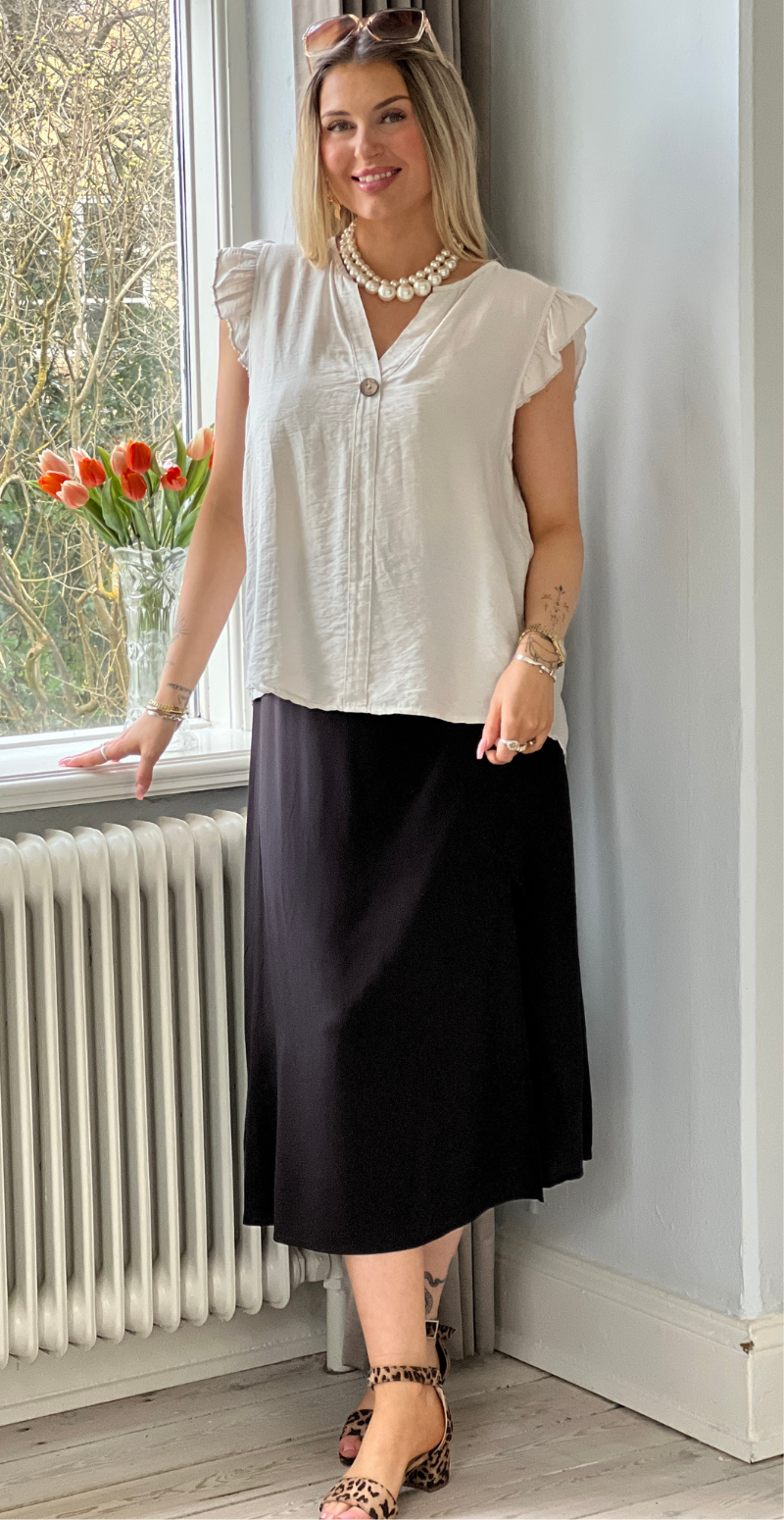 Lotus bluse med flæse detaljer beige LikeLondon