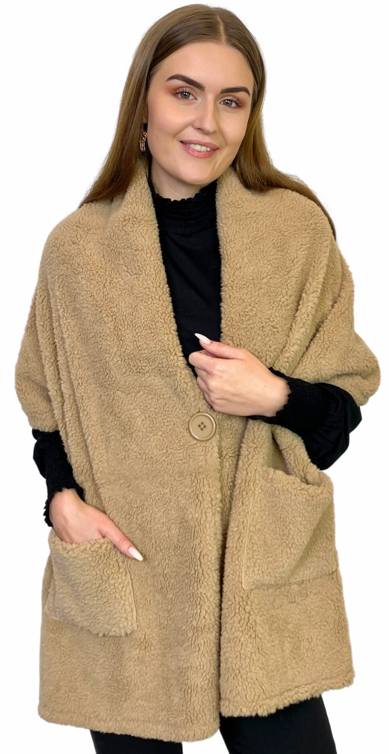 Poncho i plys med lommer taupe Likelondon