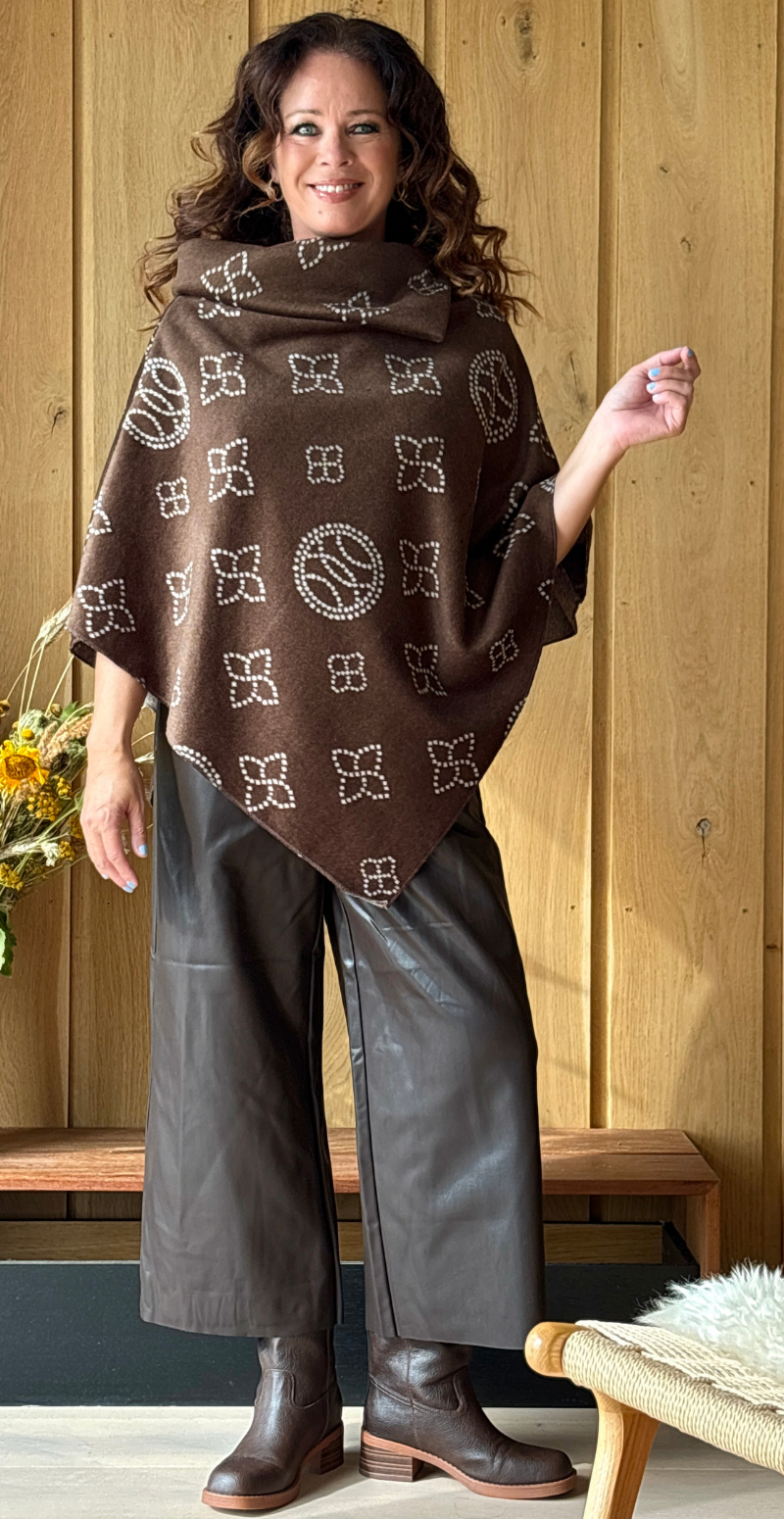 Sienna poncho med ornament mønster brun LikeLondon