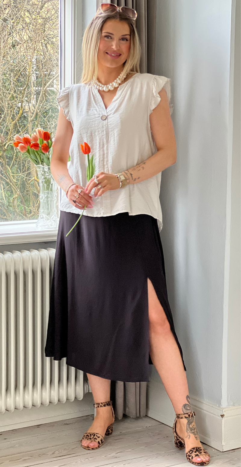 Lotus bluse med flæse detaljer beige LikeLondon