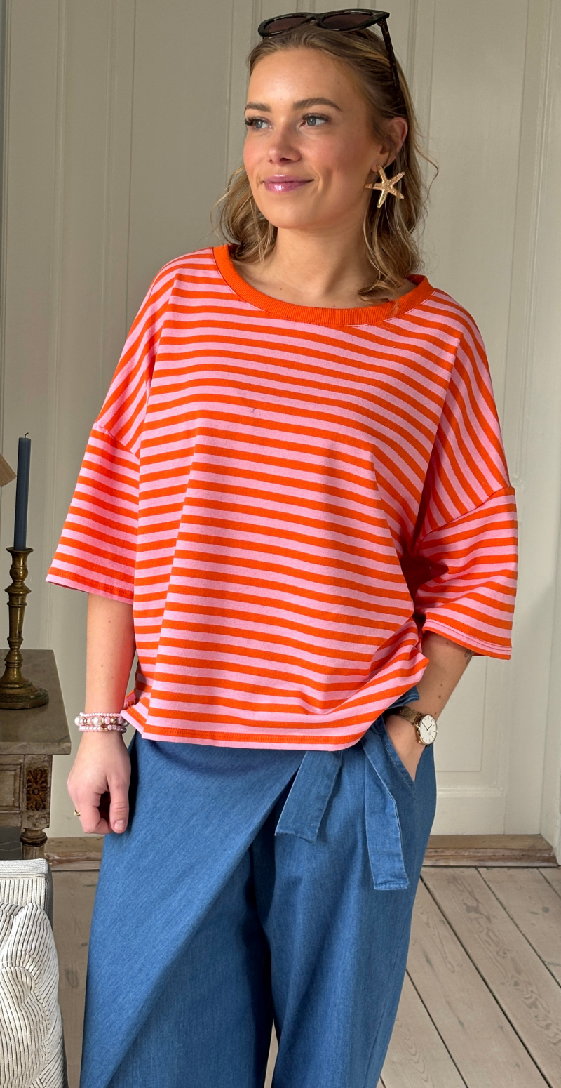 Zenia t-shirt med striber pink/orange LikeLondon