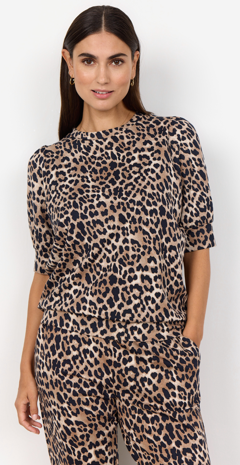 Bree bluse med leopardprint camel