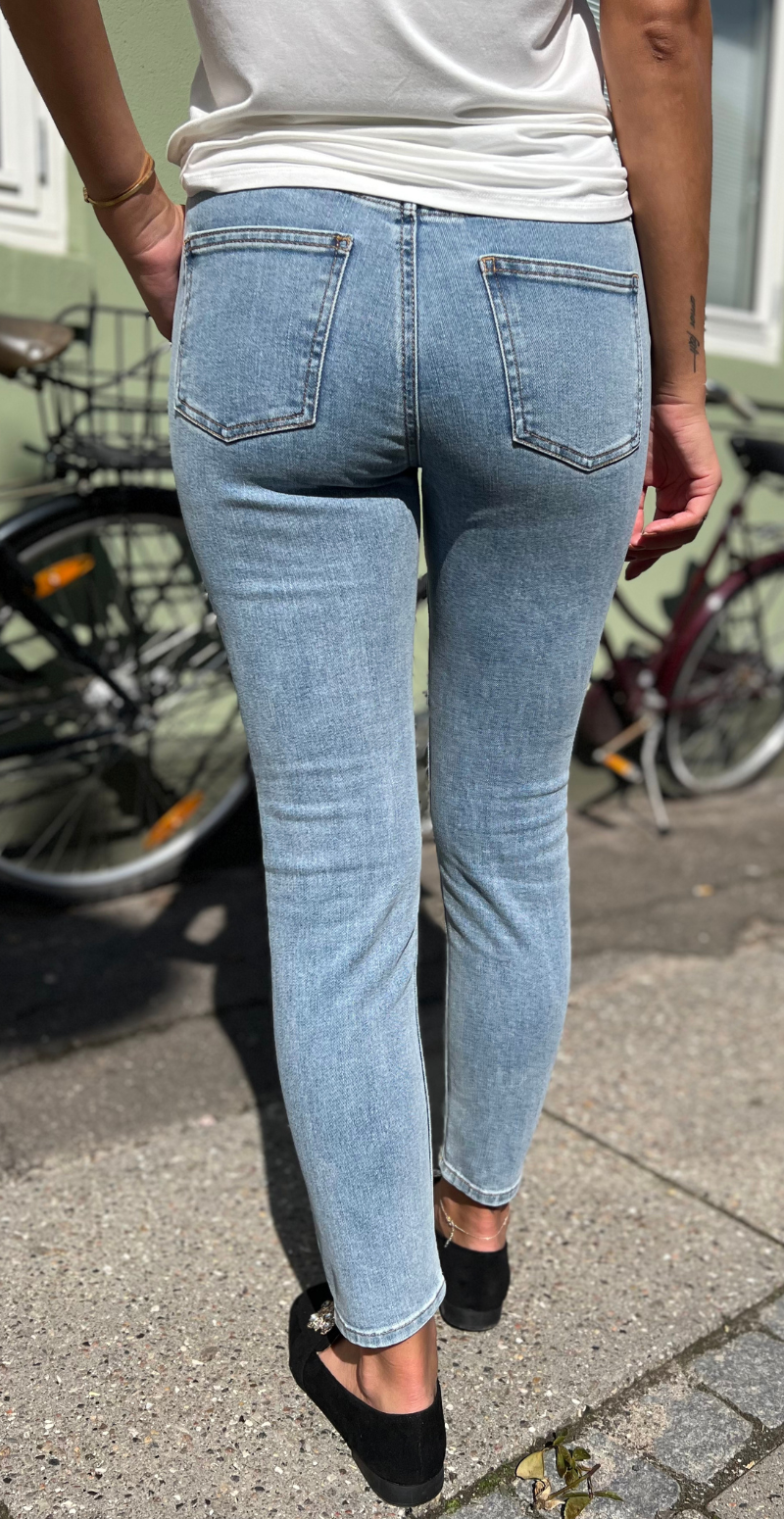 Denim buks lysblå