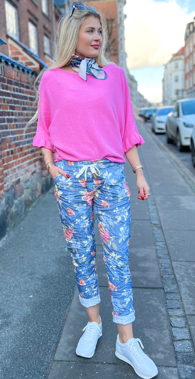 Wendy denimbukser med blomsterprint Dark denim LikeLondon