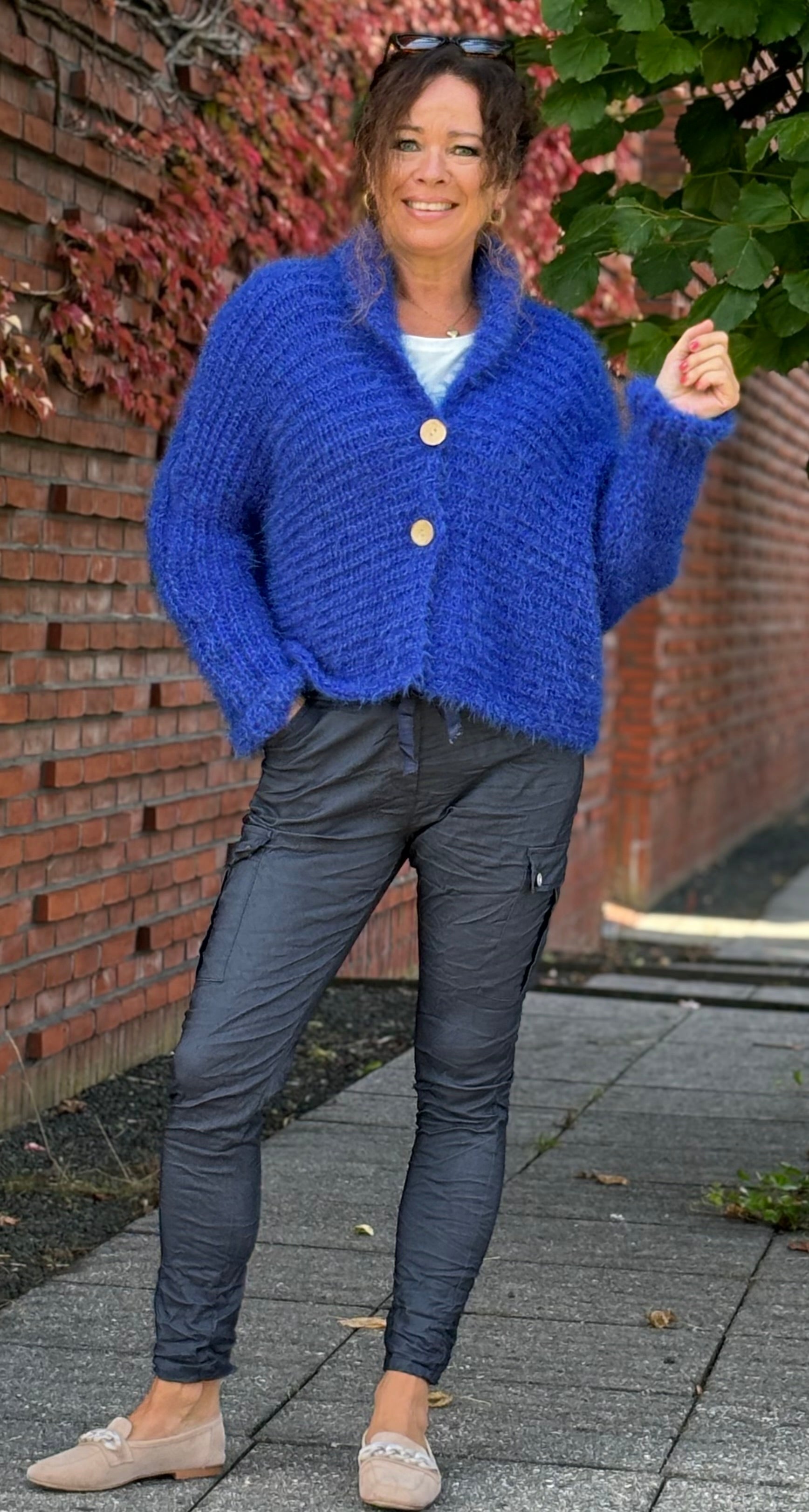 Signe strik cardigan med træknapper royalblue Likelondon