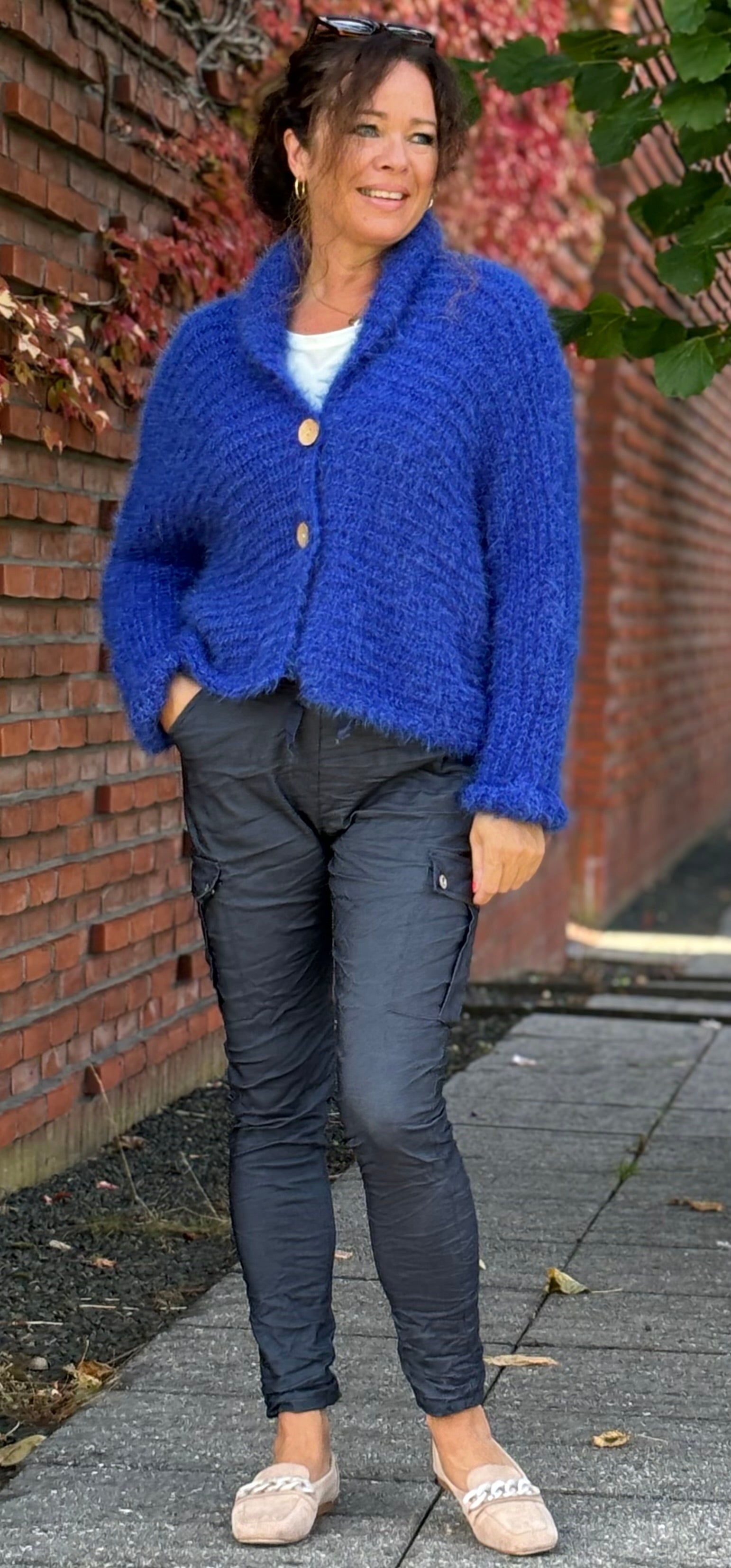 Signe strik cardigan med træknapper royalblue Likelondon