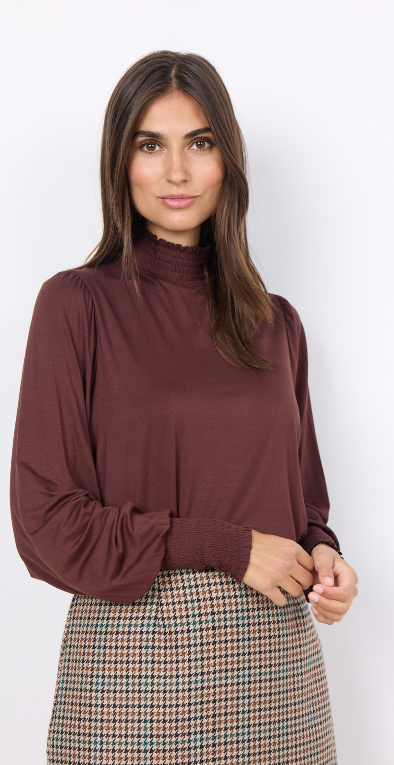 Bluse med detaljer coffee