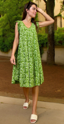 Eliza kjole m. blomsterprint og vidde guacamole LikeLondon