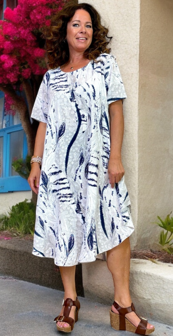 Anka A-formet kjole med print hvid LikeLondon
