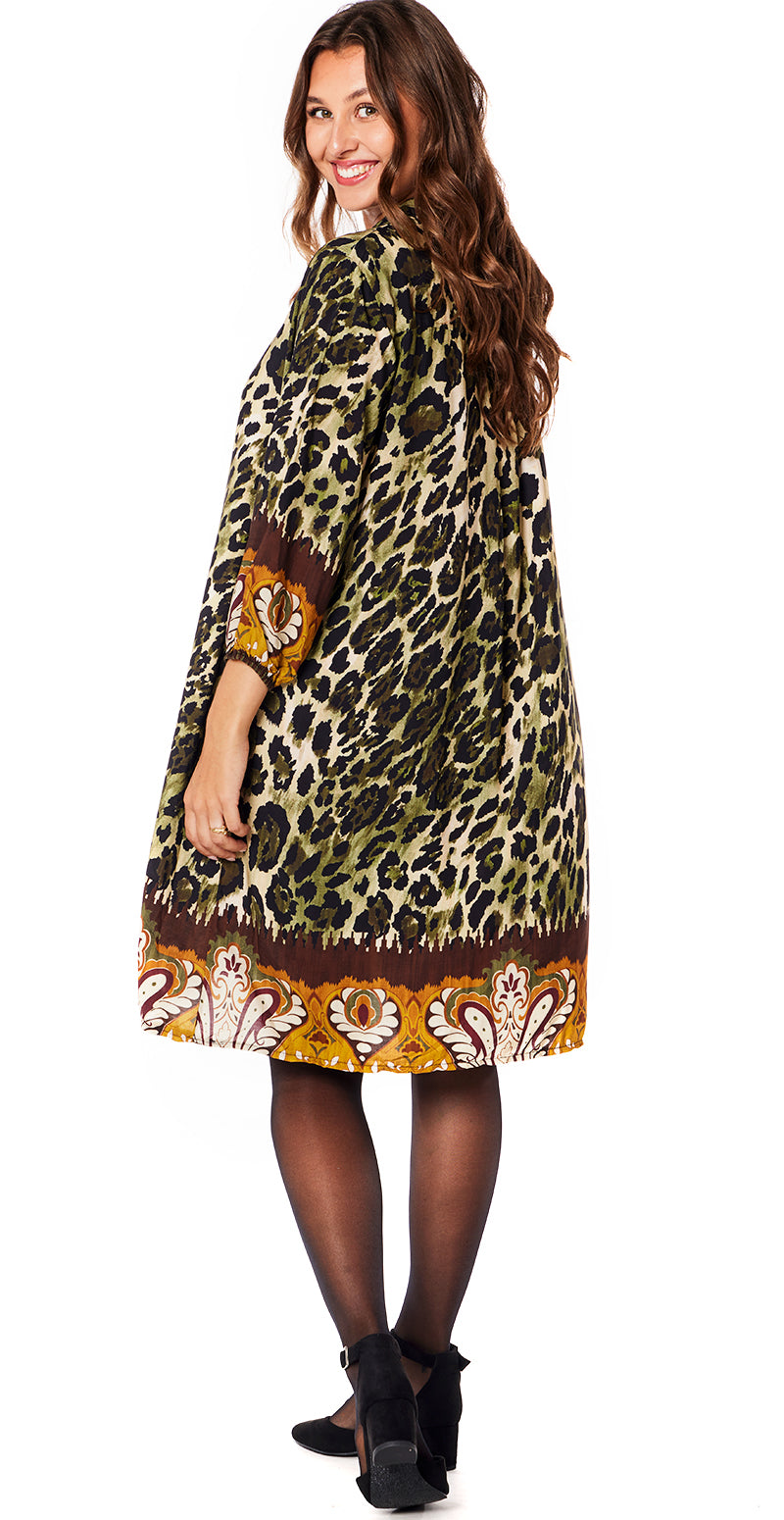 Kjole med leopardprint grøn Likelondon