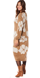 Strikkjole m. blomster camel Likelondon