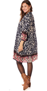Kjole med leopardprint grå Likelondon