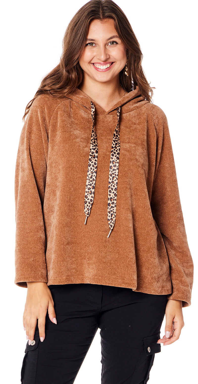 Hoodie i fløjl med leopardsnørre camel Likelondon