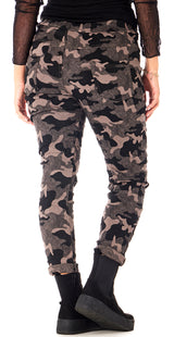 Bukser med camouflage mønster mocca Likelondon
