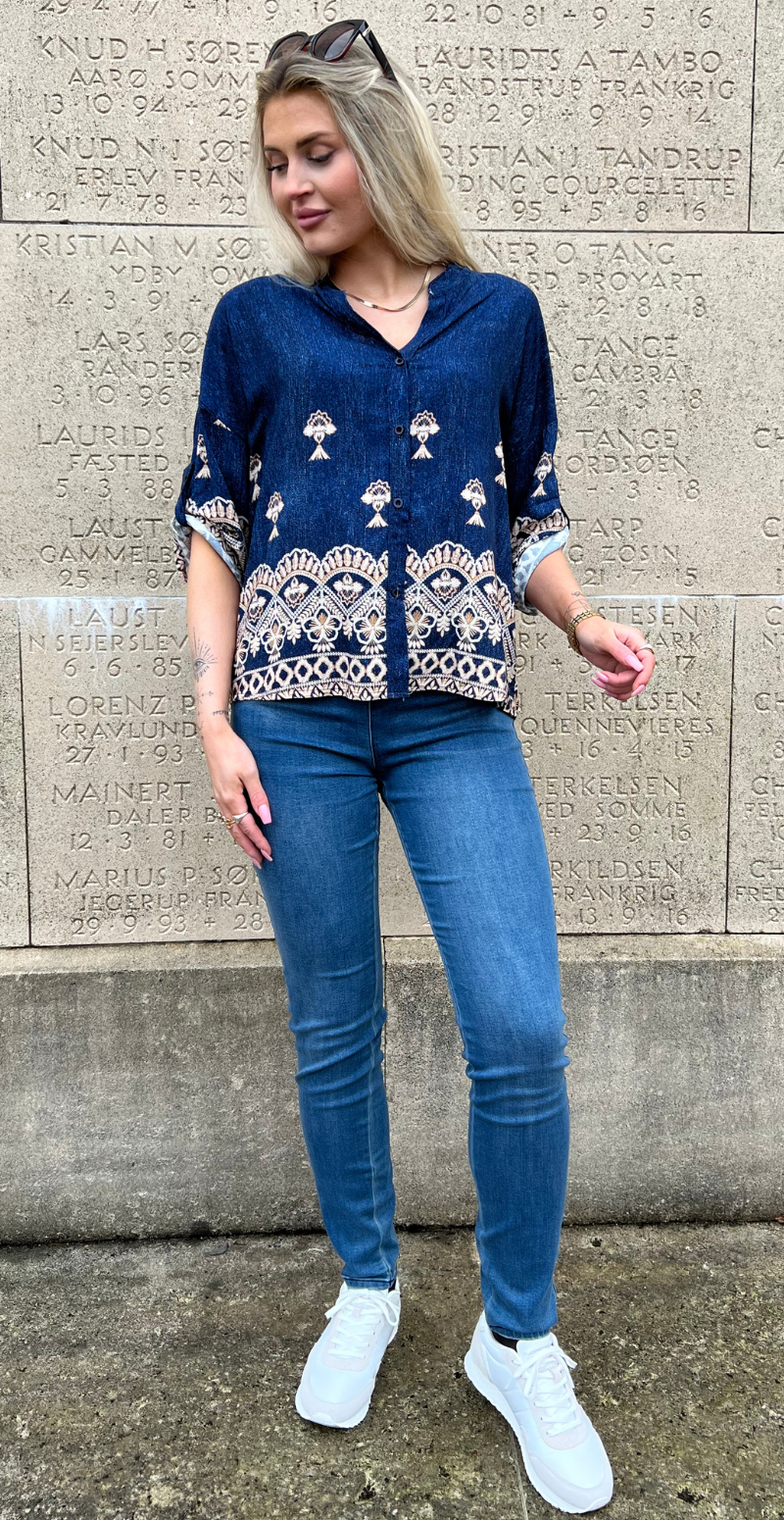 Jennifer skjorte med print navy