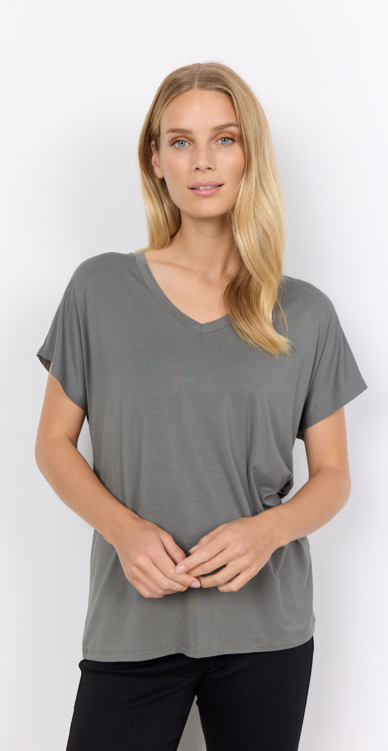 Sophia basisbluse med v-hals khaki