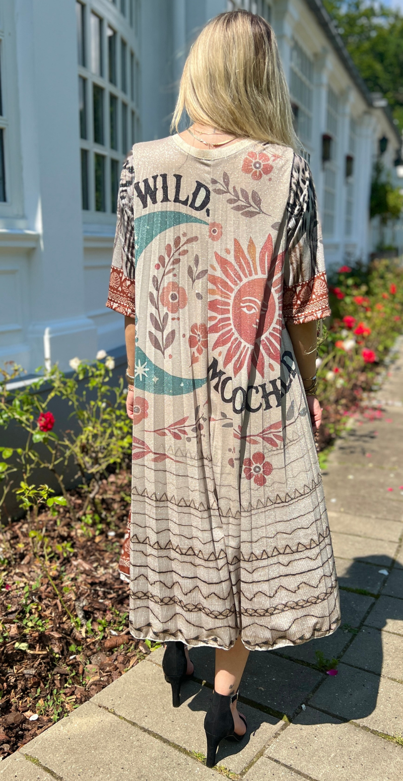 Luna plisseret strikkjole med print Frida Kahlo LikeLondon