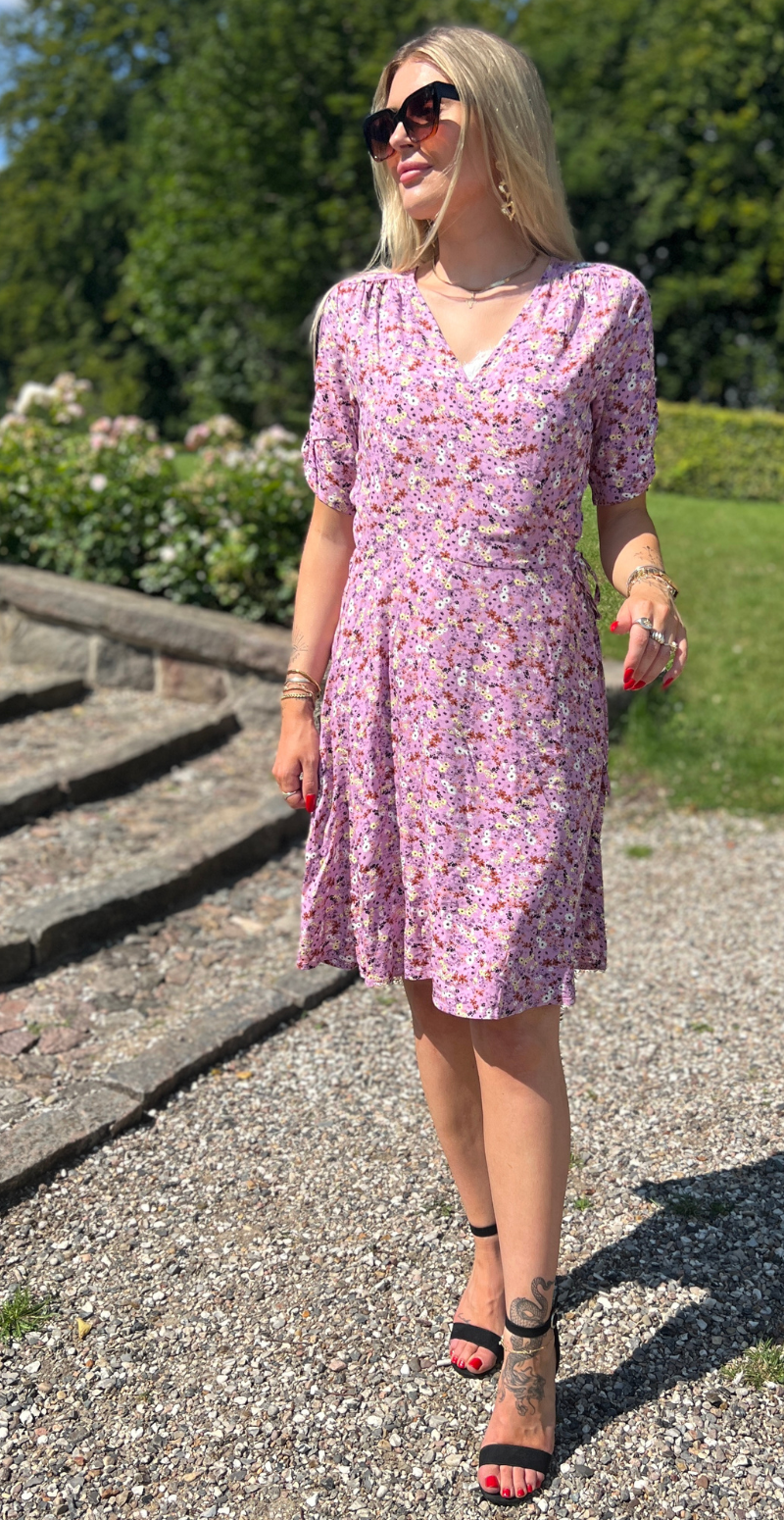 Joella slå-om kjole ash rose mix
