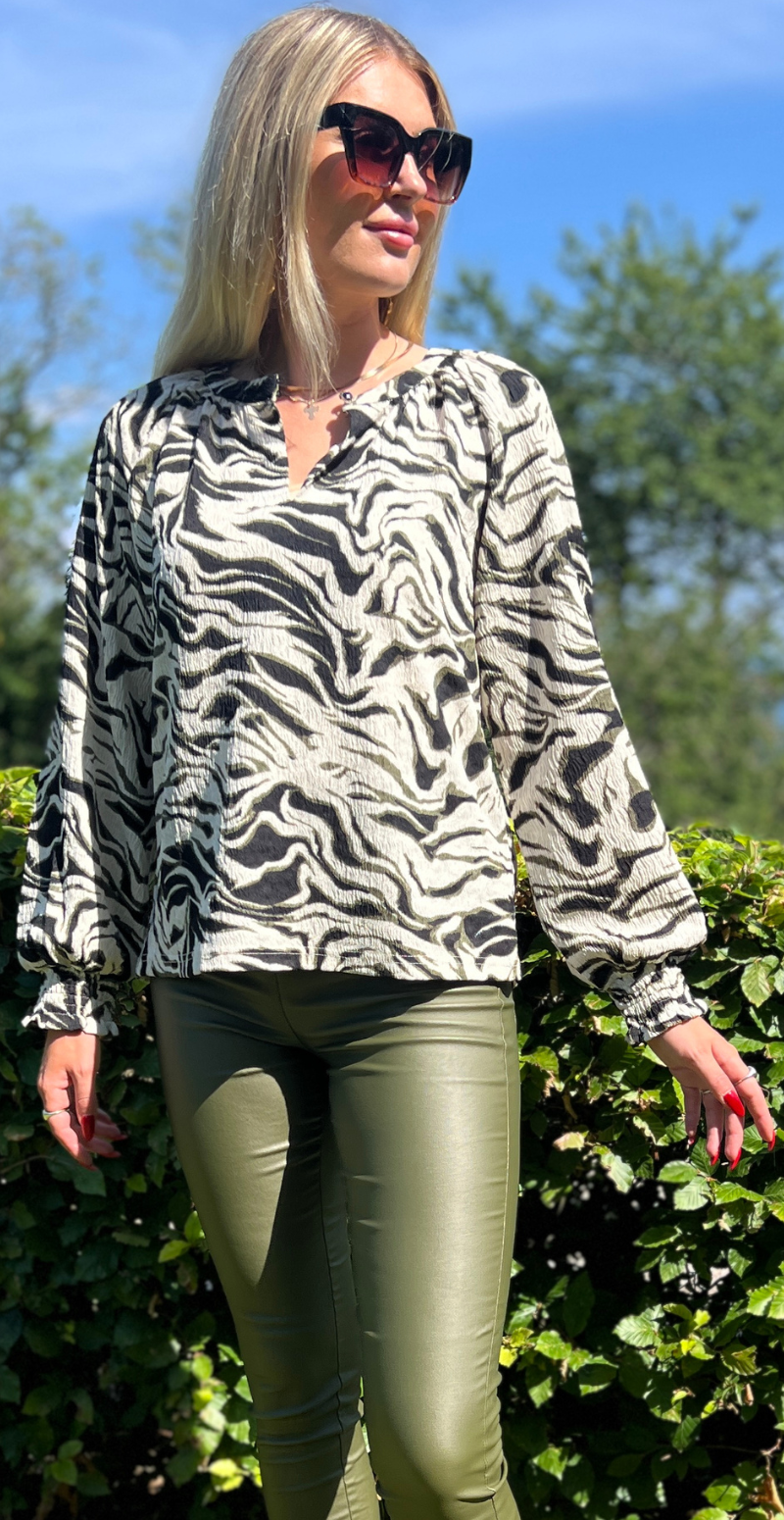 Nalia bluse med mønster moonbeam