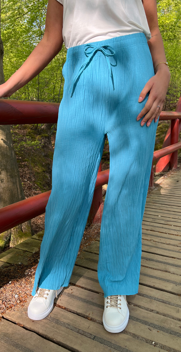 Ava bukser med struktur blå LikeLondon