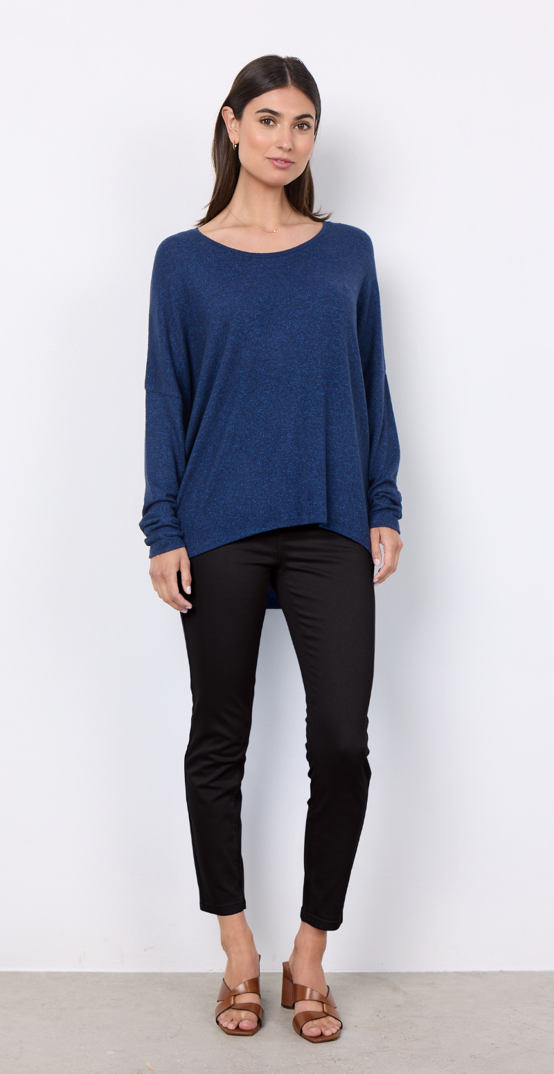 Olivia strikbluse med rund hals navy