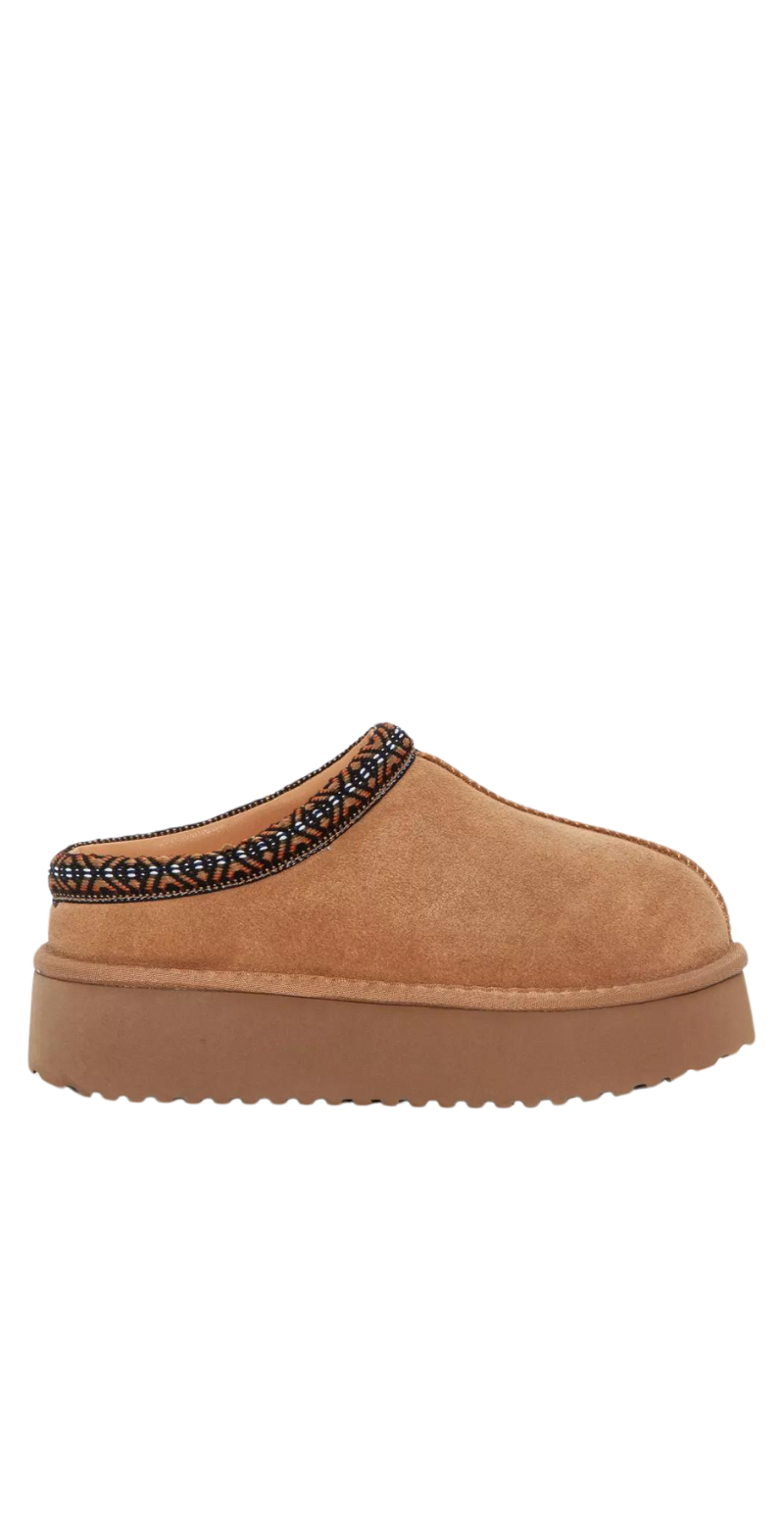 Mini platforms slip-in camel