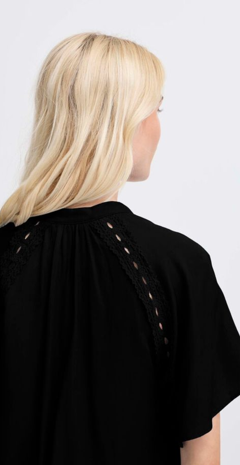 Hacca bluse black