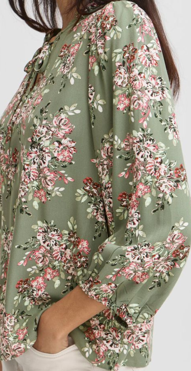 Joella bluse sea spray bouquet