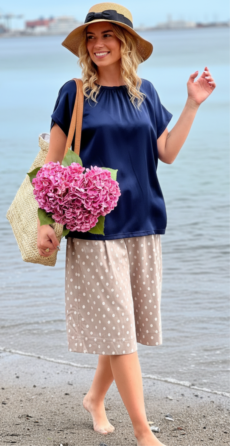 Marion bluse i silk-look navy LikeLondon