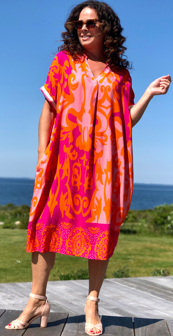 Melia kjole med mønster pink/orange LikeLondon