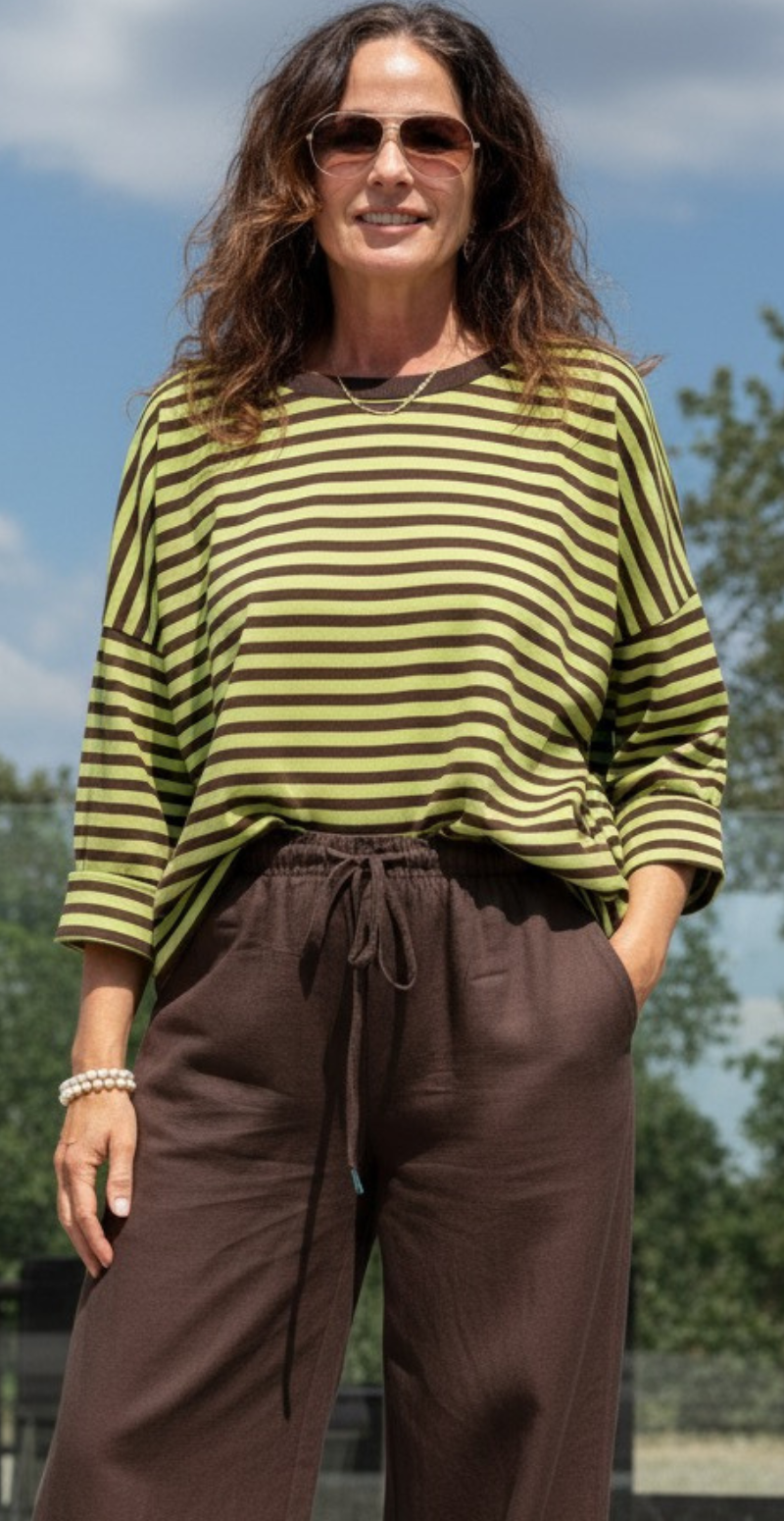 Zenia bluse med lange ærmer og striber old brown/pistachio LikeLondon