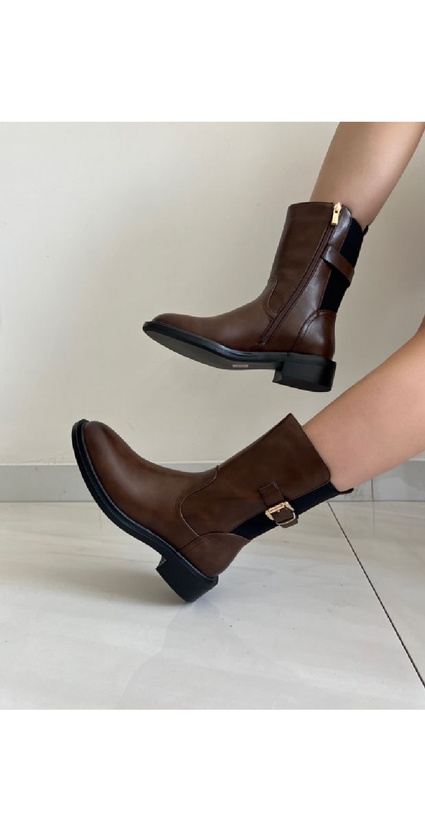 Støvle med spænde og elastik brun