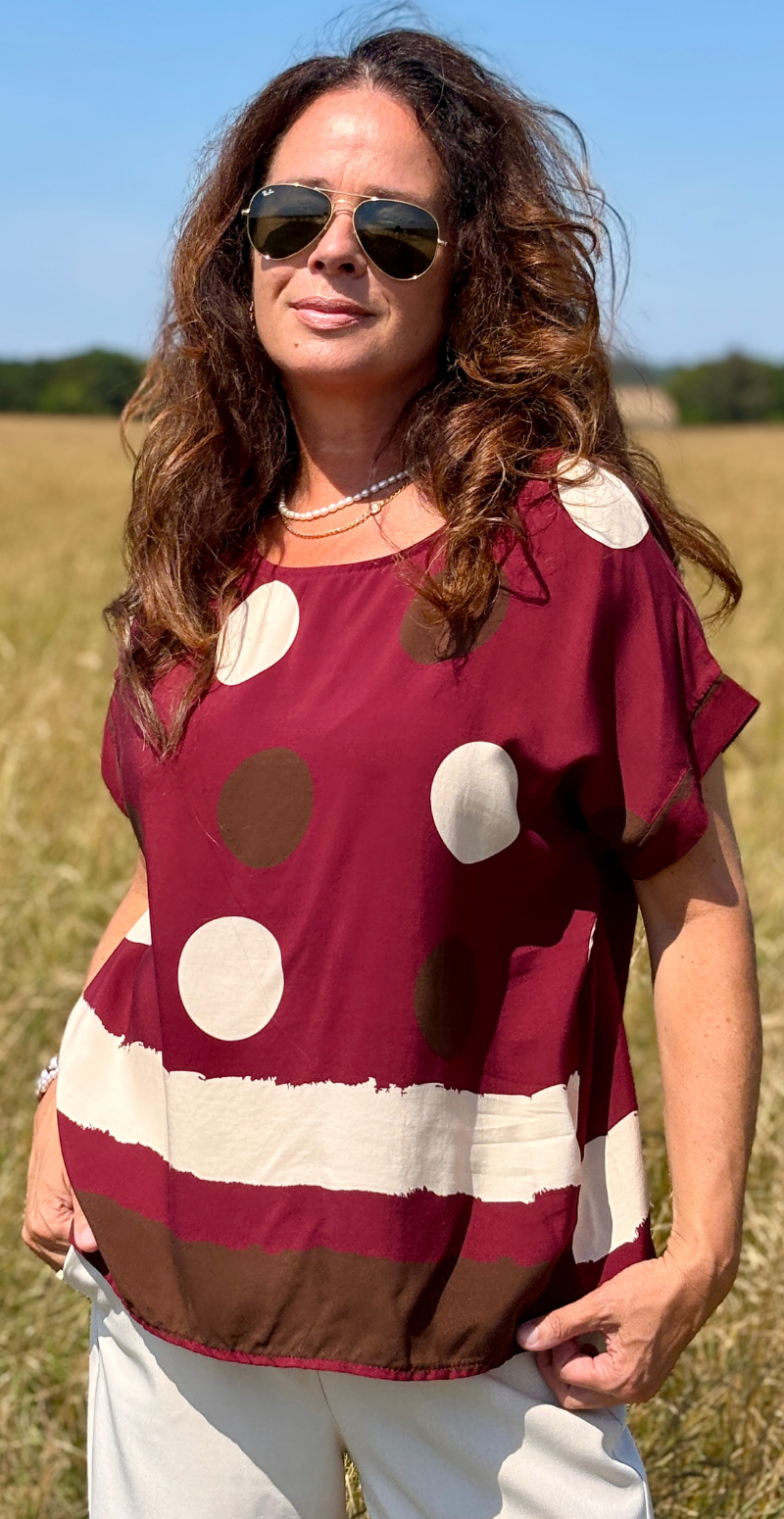 Regina bluse med prikker og brede striber bordeaux LikeLondon