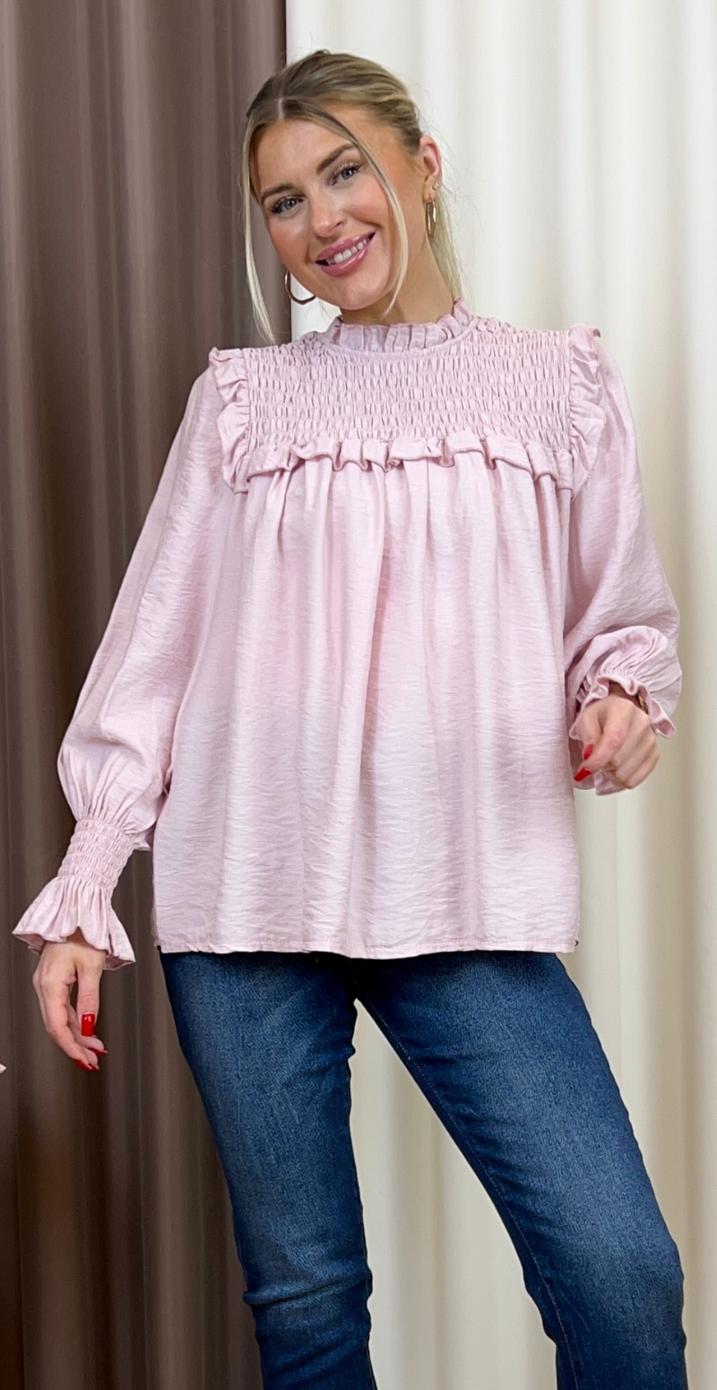 Carmela bluse med smock og flæsedetaljer pink LikeLondon