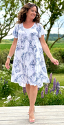 June A-formet kjole med mønster hvid LikeLondon