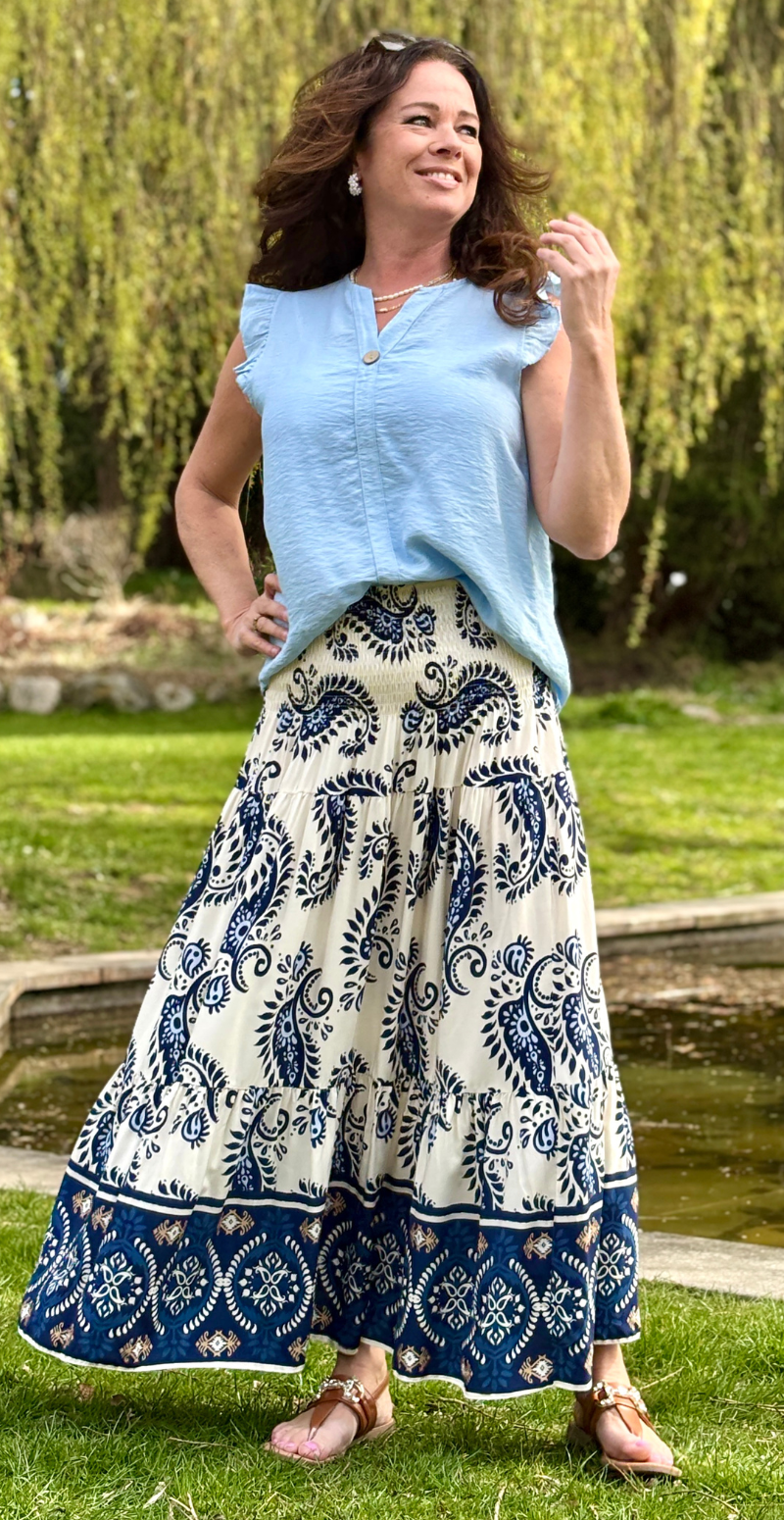 Jackie nederdel med paisley print navy LikeLondon