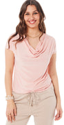 Klara kortærmet bluse med vandfaldseffekt rosa Likelondon