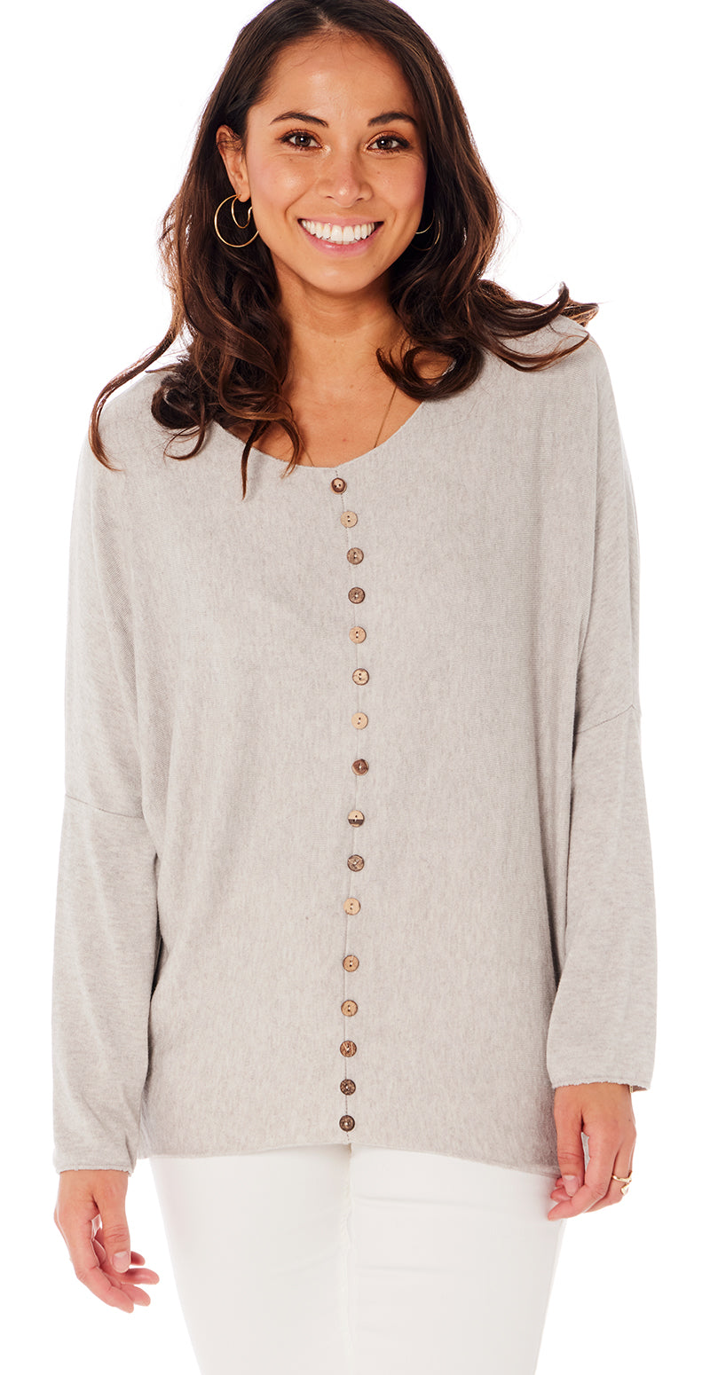 Josefine ensfarvet bluse med pynteknapper beige Likelondon