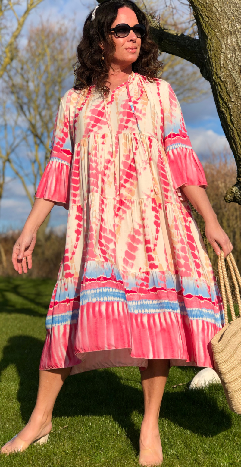 Ellen kjole med mønster rosa Likelondon