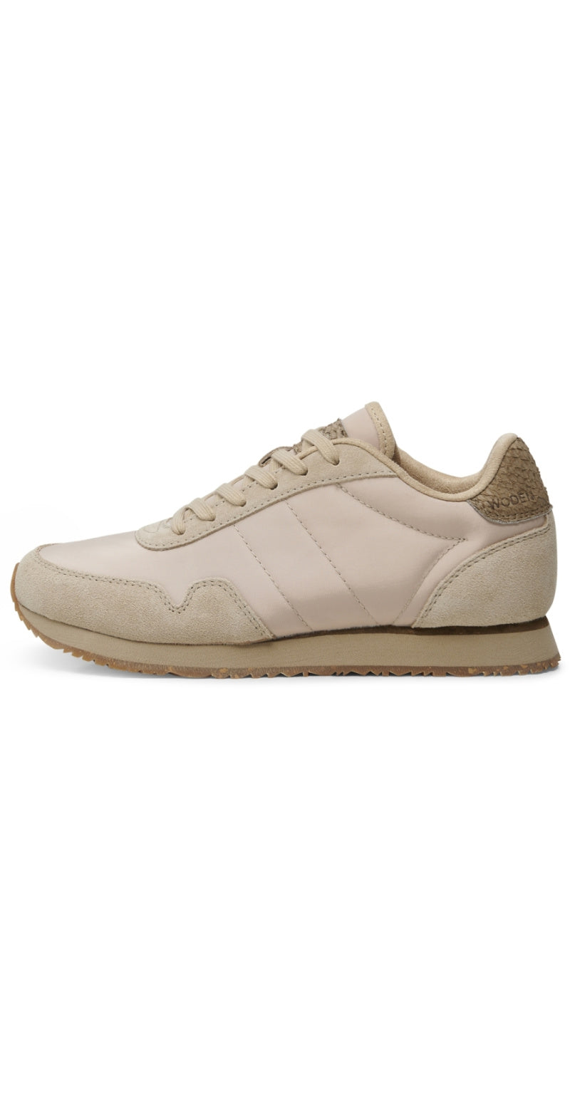 Sneakers med detaljer Coffee Cream