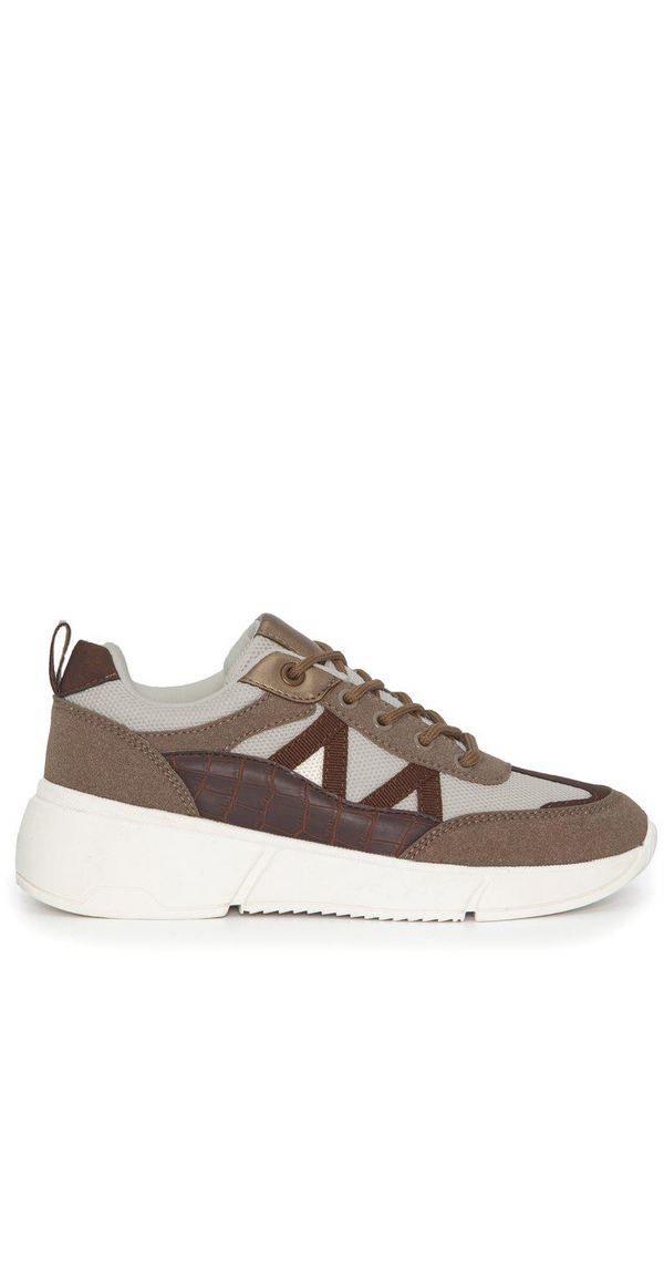 Sneakers med med guld i beige