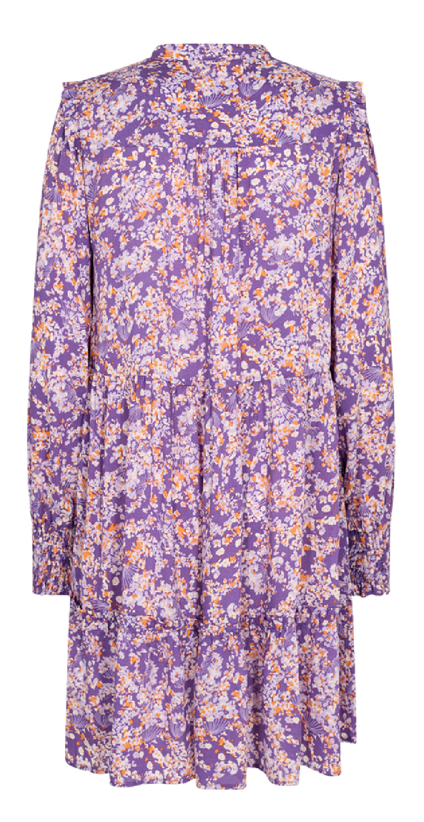Adney kjole med flæser royal lilac w. lavendula