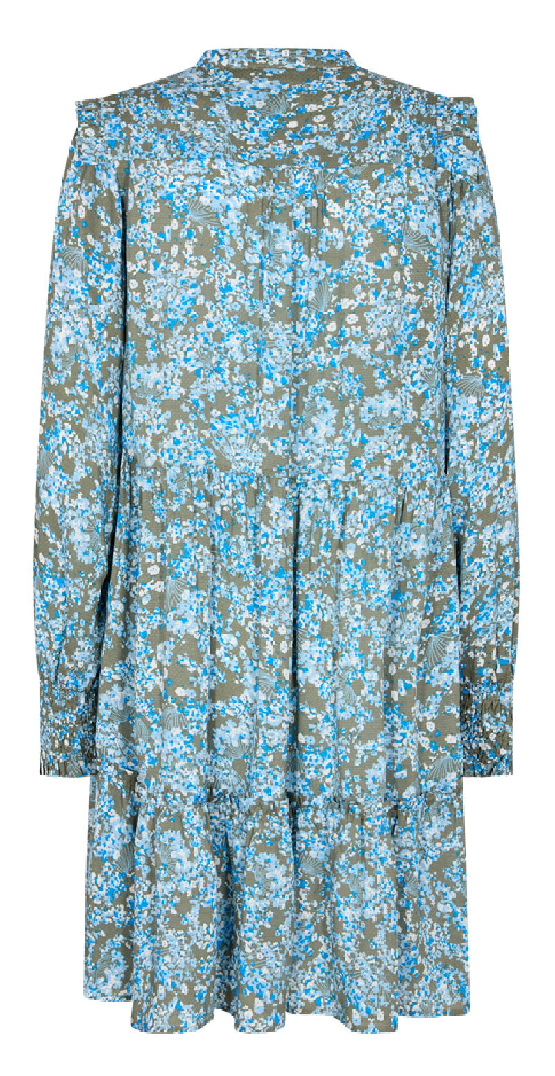 Adney kjole med flæser deep lichen green w. chambray blue